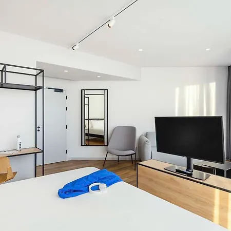 Ibis Stadium Otel