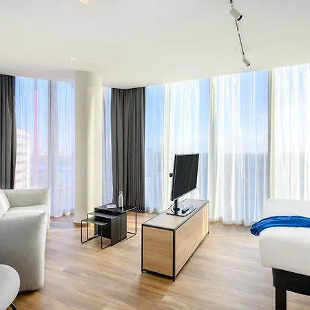Ibis Stadium 3*