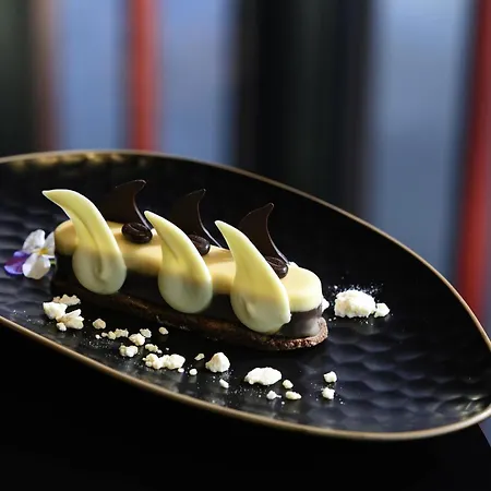 Hotel Ibis Stadium 3*