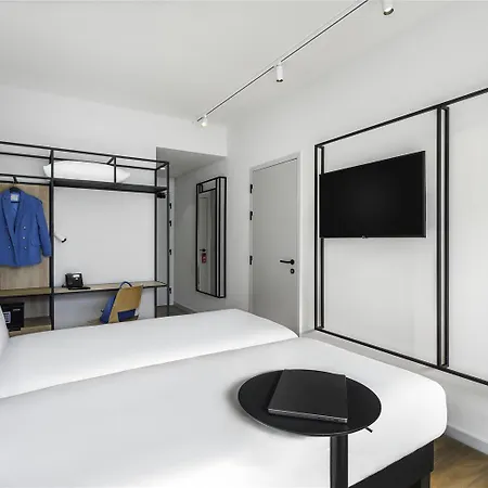 Ibis Stadium ホテル 3*