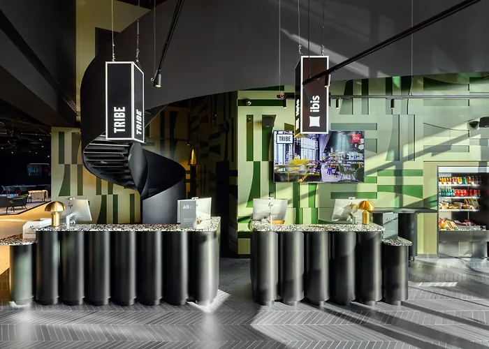 Hotel Ibis Stadium 3*