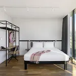 Отель Ibis Stadium 3*