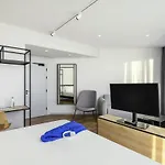 Отель Ibis Stadium 3*