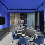 Ibis Stadium Отель 3*