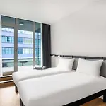 Ibis Stadium Отель 3*